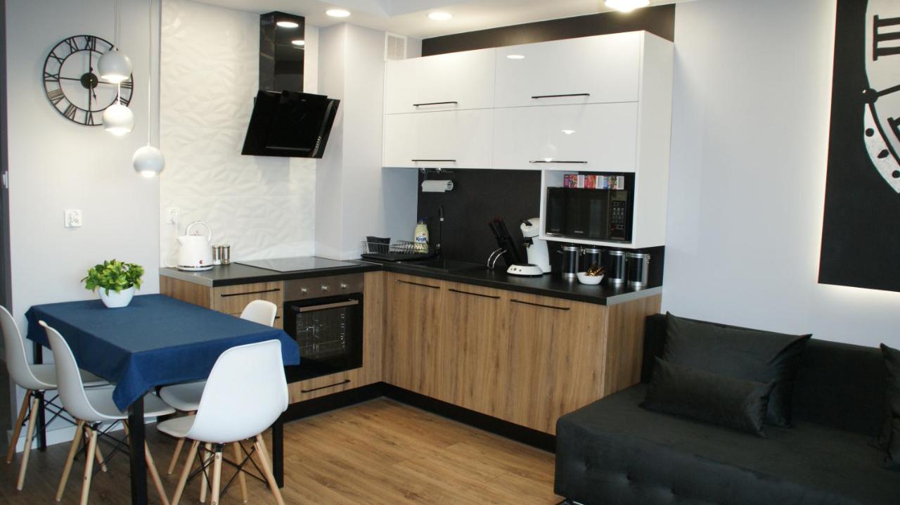 Апартаменты Apartament Zegar 24H Белосток Экстерьер фото